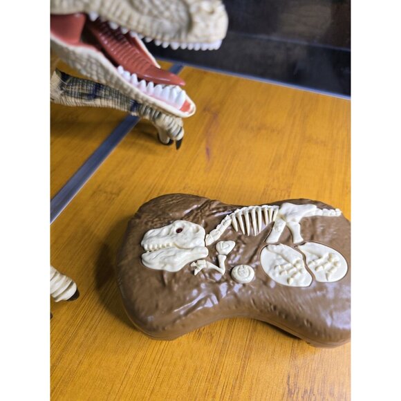 Jurassic Dinosaur Toys Remote Control Dinosaur RC Realistic Raptor Velociraptor - Picture 2 of 11